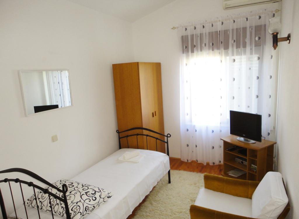 Apartments Maletic Kastela Room photo